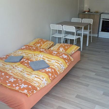 Aparthotel Usmev 오스트라바 외부 사진